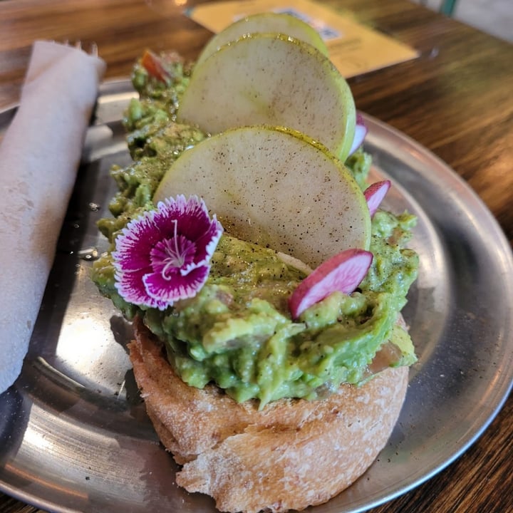 photo of Cigaló Specialty Coffee Avocado toast shared by @verodamico on  09 Feb 2022 - review