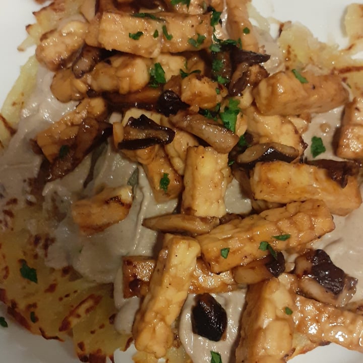 review photo of Mezzaluna tempeh con verdure shared by @evav on 27 Nov 2022 - review