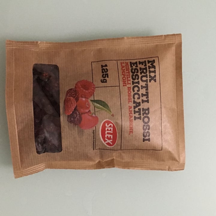 review photo of Selex Mix frutti rossi essiccati shared by @doris118 on 17 Mar 2022 - review