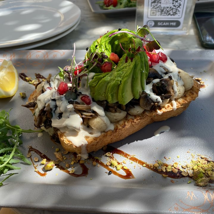 photo of Walnut Grove Mushrooms On Toast shared by @danielallocco on  22 Oct 2022 - review