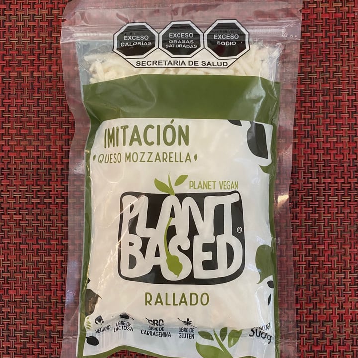 photo of Planet Vegan Plant Based Mozzarella shared by @patitas1080 on  07 Feb 2021 - review