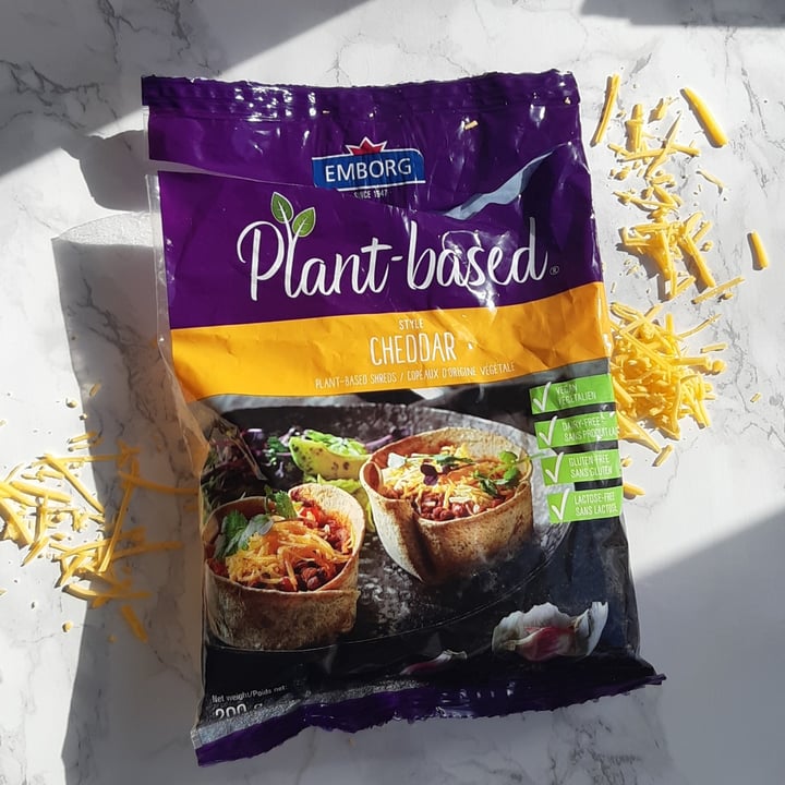 photo of Emborg Cheddar Style Plant Based Shreds shared by @jacswellness on  23 Feb 2021 - review