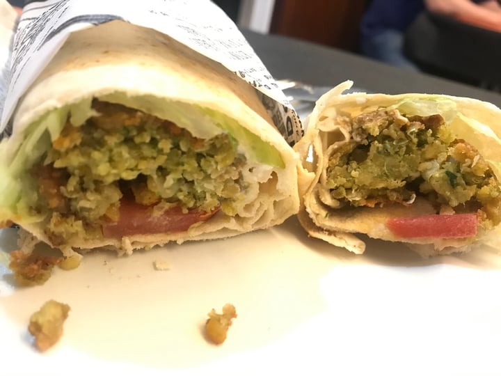 photo of Buenacara Bocadillo de Falafel shared by @veggo on  11 Jan 2020 - review