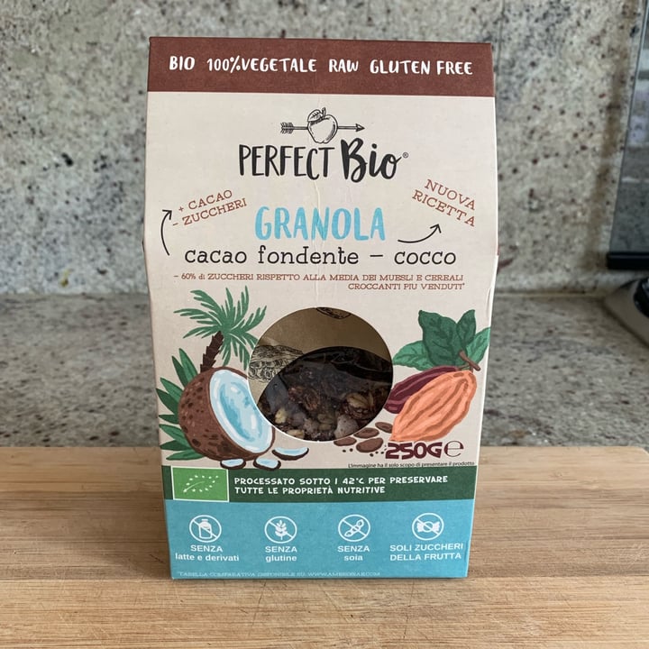 photo of Ambrosiae Granola cacao fondente - cocco shared by @luciacarrara on  16 Mar 2022 - review