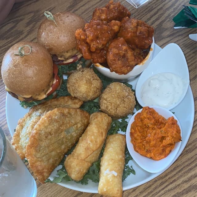 Photo of the dish “Appetizer Sampler Platter”