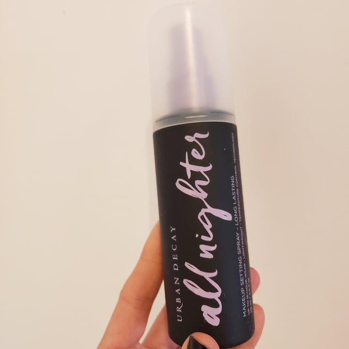 photo of Urban Decay All nighter Makeup Setting Spray - Long Lasting shared by @melinav on  17 Oct 2020 - review