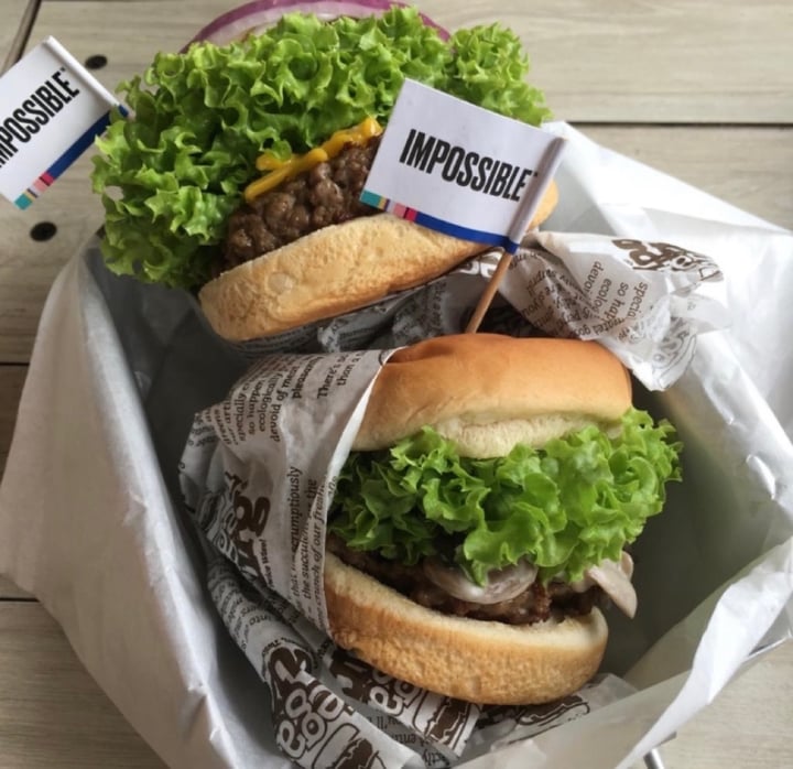 photo of VeganBurg Singapore Smokey BBQ Burger with Impossible Patty shared by @yasminchia on  17 Feb 2021 - review
