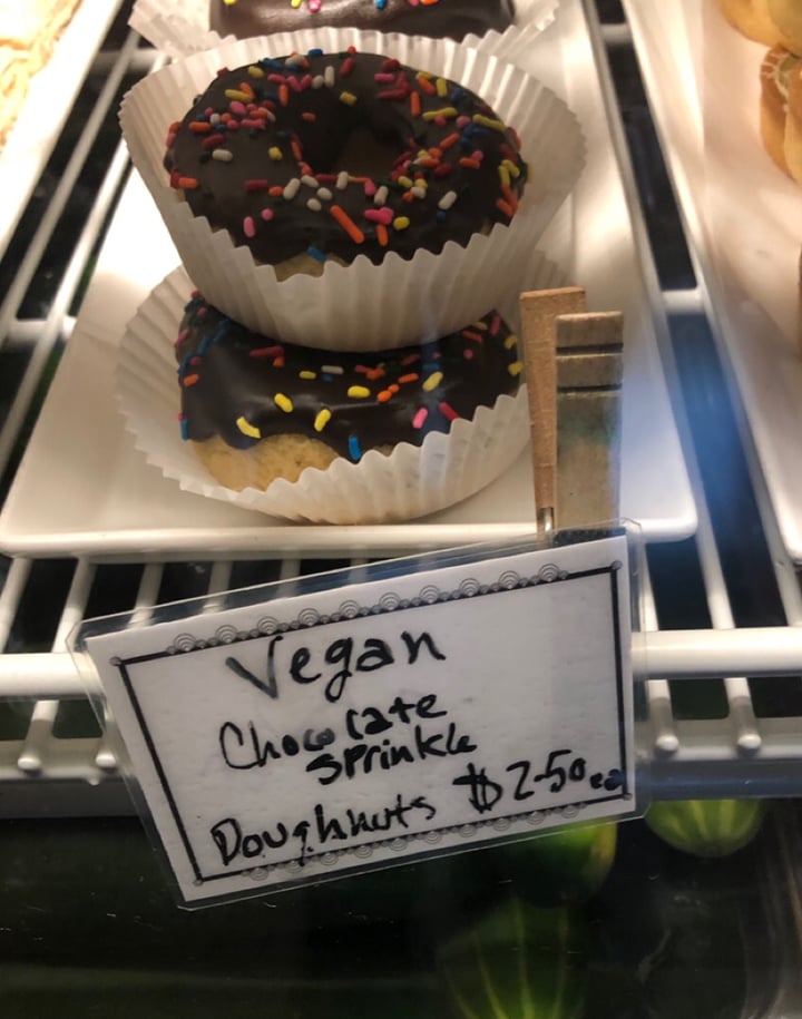 photo of Wailuku Coffee Company Vegan Doughnut shared by @raatz on  09 Jan 2019 - review