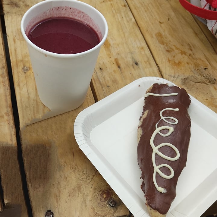 photo of enflower Guagua de Pan con Chocolate y Colada Morada shared by @nikypuchita22 on  23 Nov 2021 - review