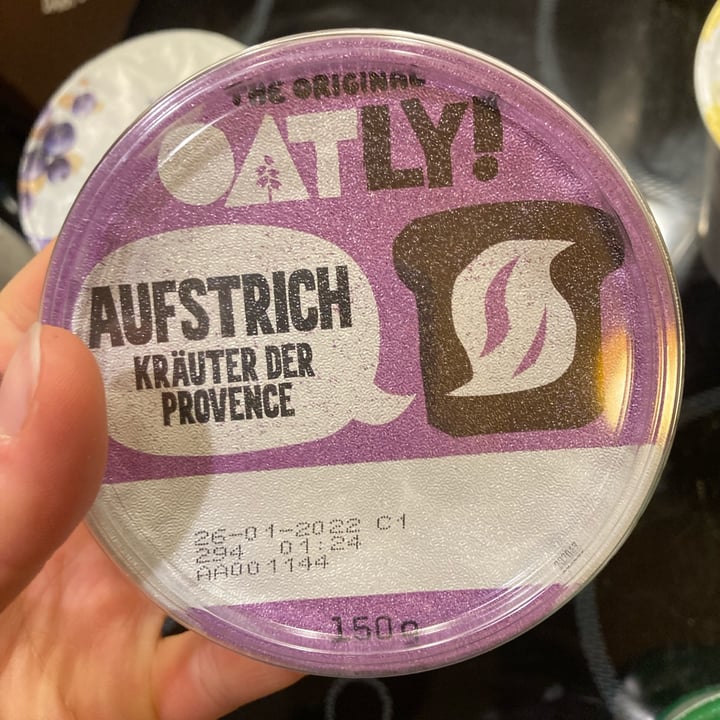 photo of Oatly Aufstrich Kräuter der Provence shared by @ankii on  19 Jan 2022 - review