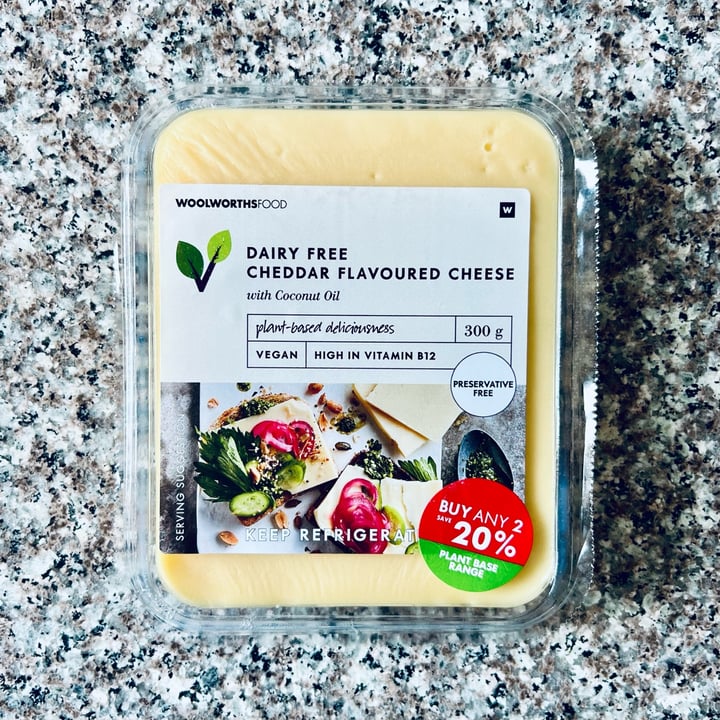 photo of Woolworths Food Dairy Free Cheddar Flavoured Cheese shared by @lienloves on  28 Aug 2022 - review