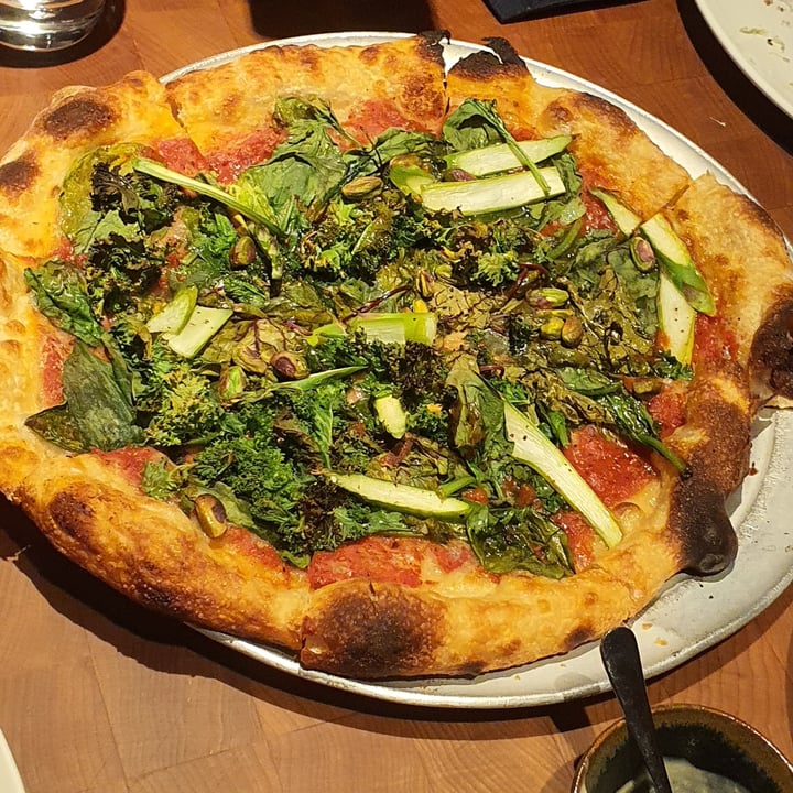 photo of Blue Label Pizza & Wine Veganized: Green Machine Pizza shared by @alif898 on  20 Jun 2022 - review