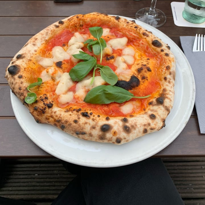 photo of Bastei Restaurant Vegane Margherita shared by @renikaahas on  11 Jul 2022 - review