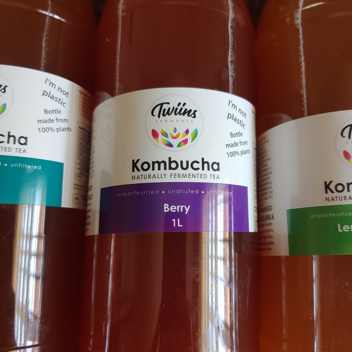 photo of Twiins ferments Kombucha Naturally Fermented Berry shared by @veganonthesavannah on  30 Nov 2021 - review