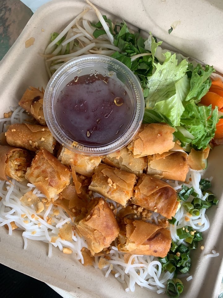 photo of The Ripple of Smiles Vegan Spring Roll Noodle shared by @anchisparkle on  09 Jul 2020 - review