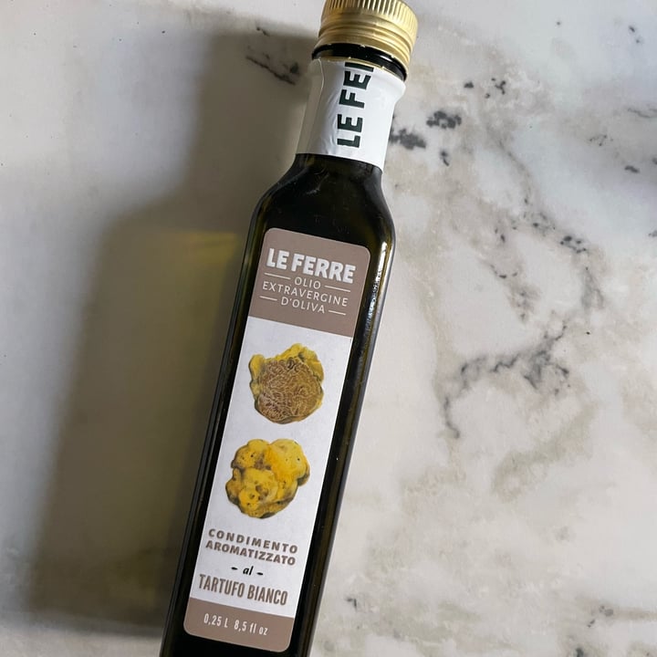review photo of Le Ferre Olio extravergine d’oliva al tartufo bianco shared by @bloomingbeatrice on 09 Apr 2022 - review