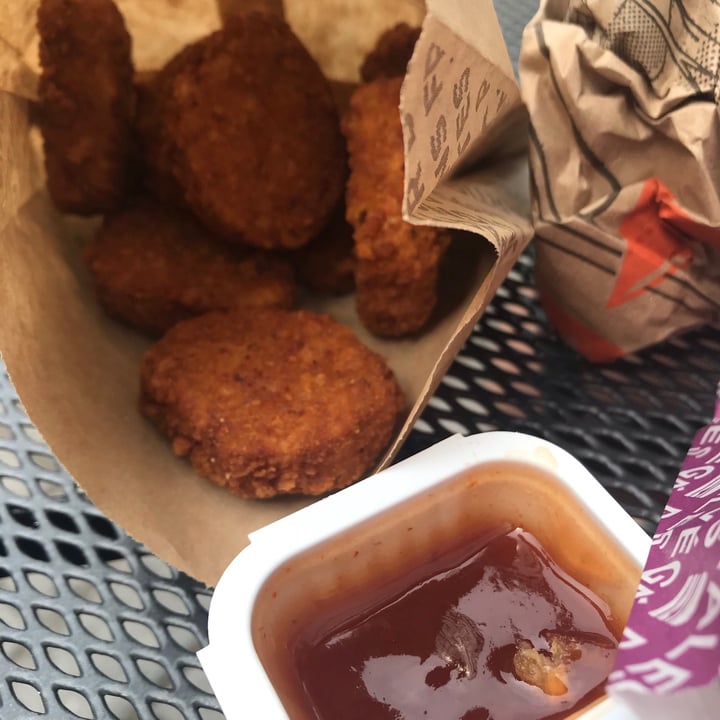 photo of A&W Canada Plant Based Nuggets shared by @malcolmcg on  11 Aug 2021 - review