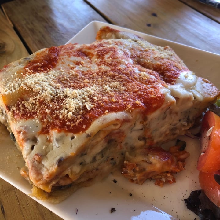 photo of Li-o-La Lasagna shared by @mothercitymatt on  05 Sep 2021 - review