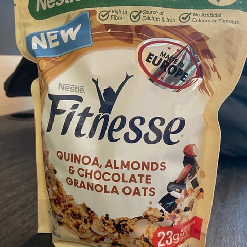 Nestlé Fitnesse Granola - Quinoa, Almonds & Chocolate Granola Oats Reviews  | abillion