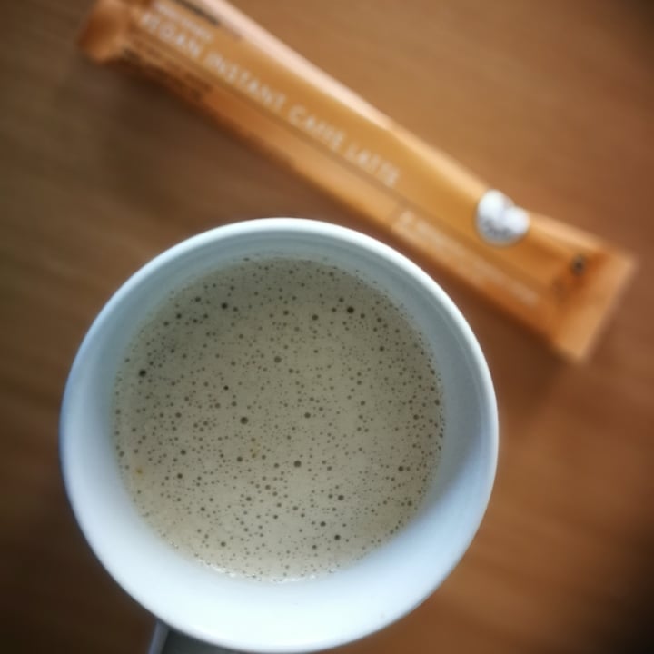 photo of Woolworths Food Vegan Instant Café Latte shared by @sunshinejo on  10 Dec 2020 - review