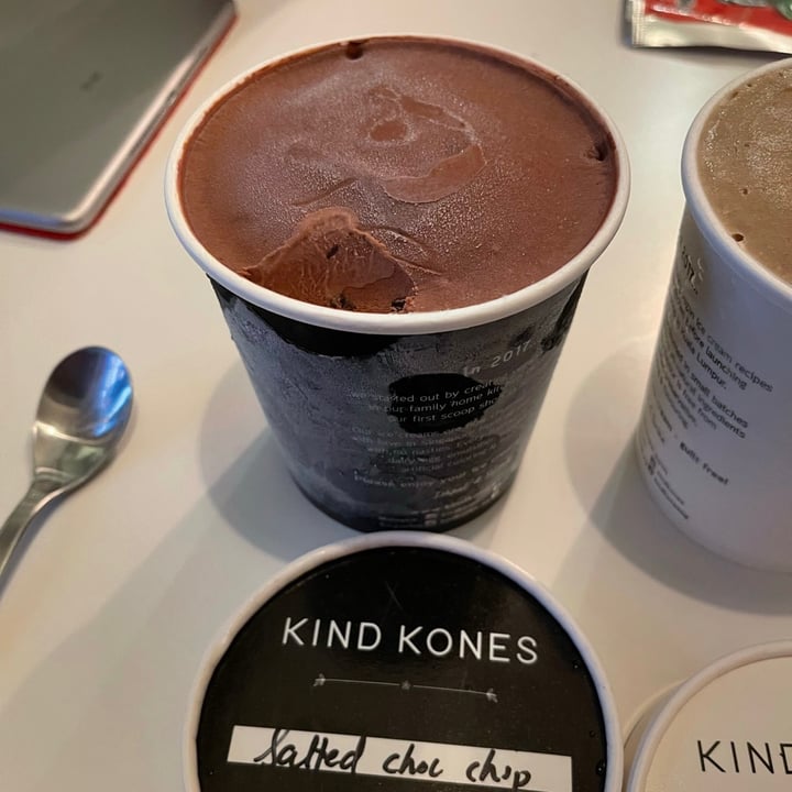 review photo of Kind Kones Salted Chocolate Chip shared by @carachew on 12 Jul 2021 - review