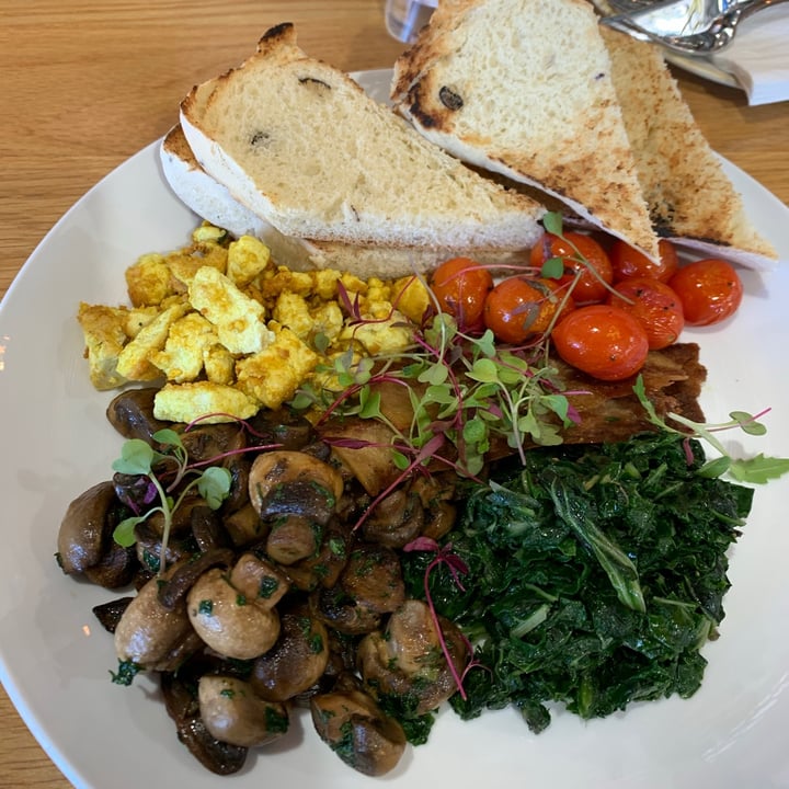 photo of Kaylee's Eatery Greenhouse Breakfast shared by @lalab2063 on  10 Nov 2020 - review