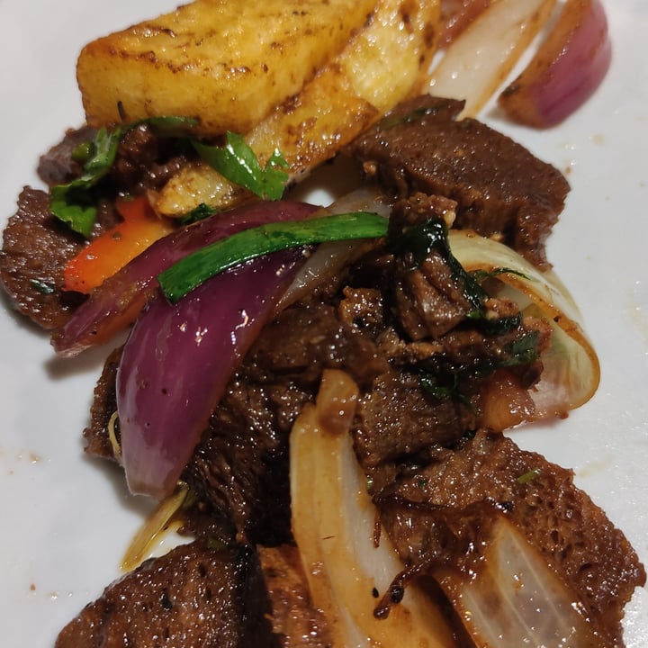 review photo of Guille Veggie Lomo Salteado (soja) shared by @mababu on 01 Apr 2022 - review