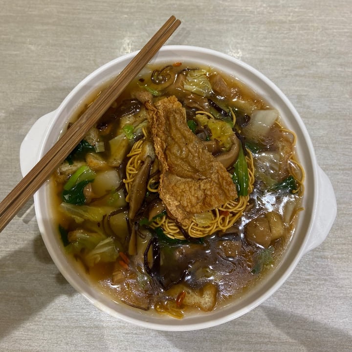 photo of Flavours by Saute Lion Mane Thick Broth Yee Noodles shared by @elliott96 on  11 Aug 2020 - review