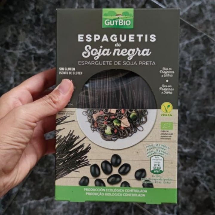 photo of GutBio Espaguetis de soja negra shared by @vedruner on  14 Jun 2022 - review