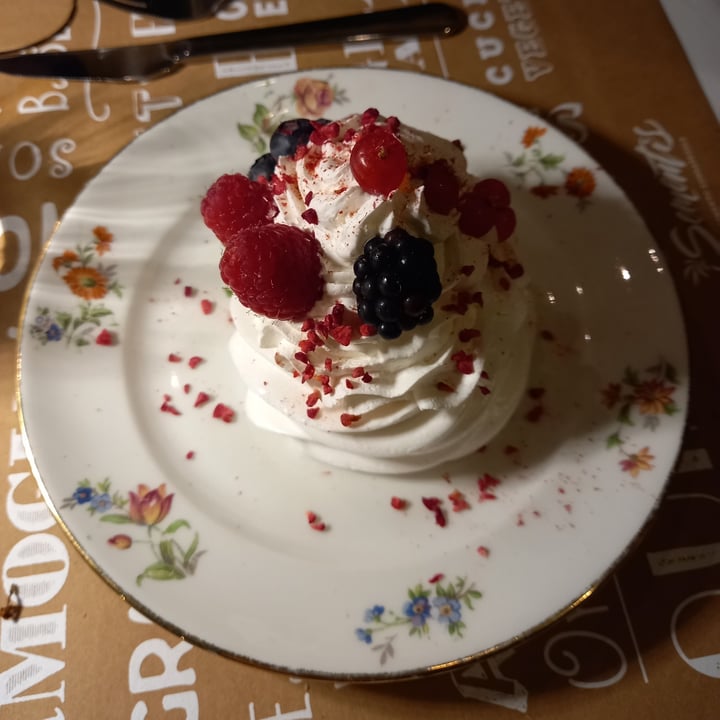 photo of Sementis pavlova shared by @babalma on  29 May 2022 - review