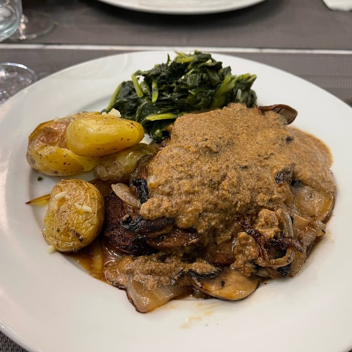 review photo of Remédio Santo Bifinhos de Seitan com Cogumelos shared by @simonflames on 31 Aug 2022 - review