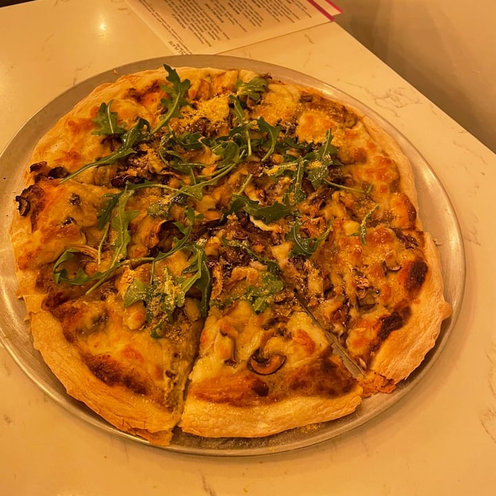 photo of Community Restaurant Mushroom Pizza shared by @laurjc on  19 Sep 2022 - review