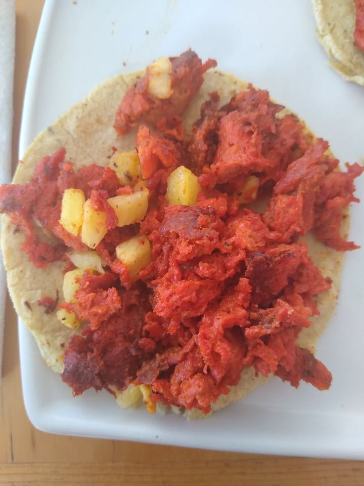photo of VegeTaco Taco de pastor shared by @inezaduran on  04 Mar 2020 - review