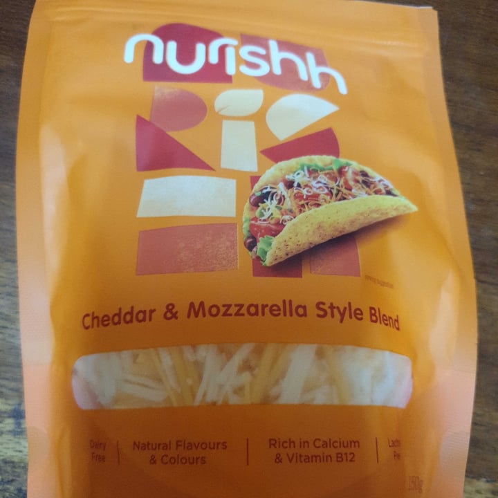 photo of Nurishh Queso rallado estilo cheddar shared by @estefaniacandel on  25 Apr 2021 - review