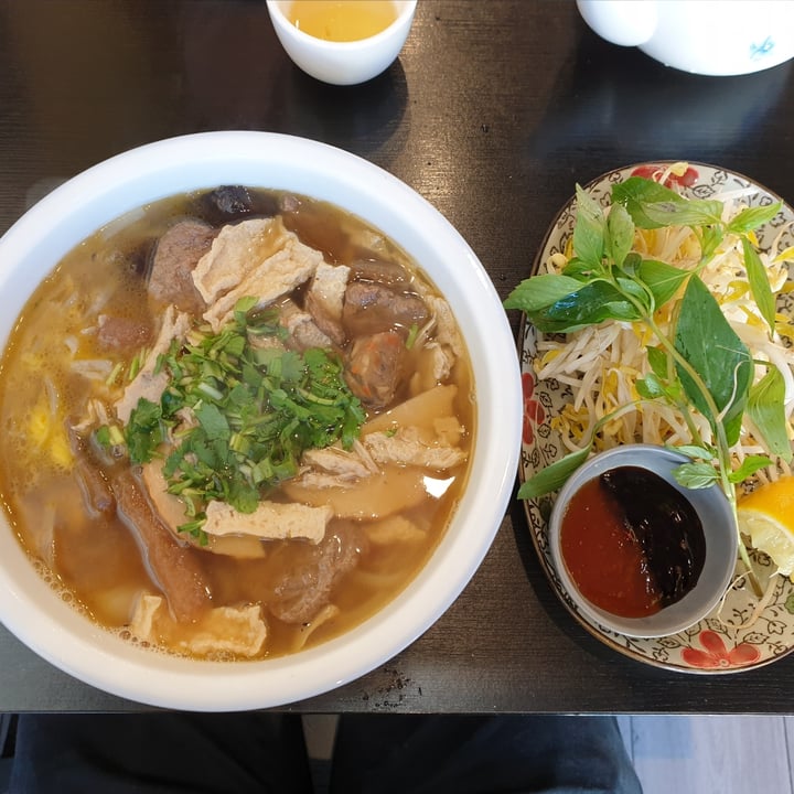 photo of Huong Viet Vegetarian & Vegan Popular Pho Noodle Soup Combination shared by @2billion on  19 Mar 2021 - review