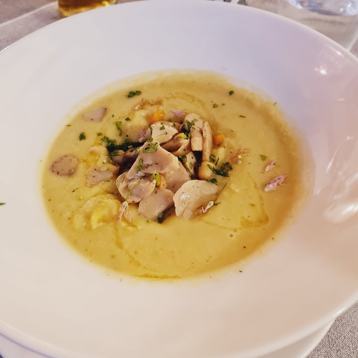 photo of Ristorante Enoteca Coldai Crema ceci e funghi shared by @martaiak on  10 Jun 2022 - review