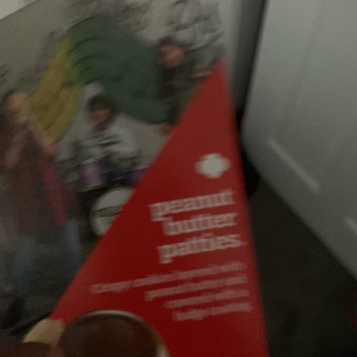 review photo of Girl Scouts Peanut Butter Patties shared by @caseyq805 on 19 Feb 2022 - review