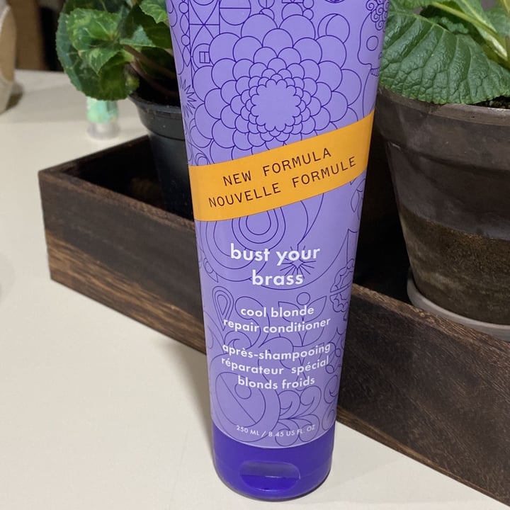 photo of Amika Bust Your Brass Conditioner shared by @rondaj19623 on  25 Mar 2022 - review