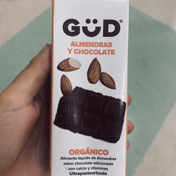 photo of GüD Alimento Líquido de Almendra Orgánico con Chocolate shared by @zaingel on  16 Nov 2021 - review