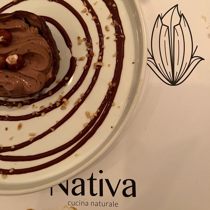 photo of Nativa Ristorante Rocher al cioccolato con cuore al caramello salato shared by @nicole- on  02 Sep 2022 - review
