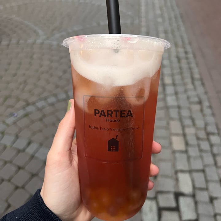 photo of ParTea House strawberry green tea boba shared by @holasoymylk on  20 May 2022 - review