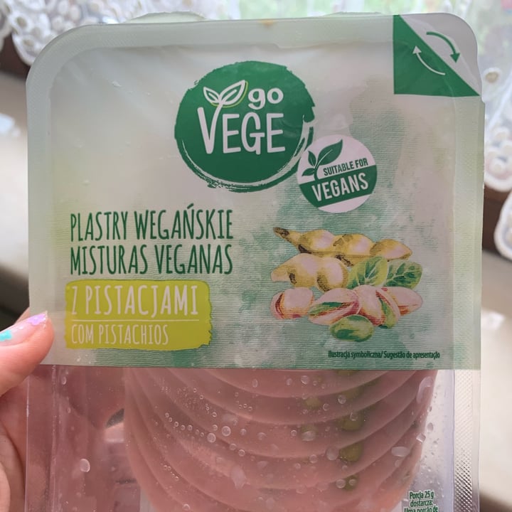 photo of Go Vege Plastry wegańskie z pistacjami shared by @mmmmmmmmskinny on  05 Aug 2022 - review