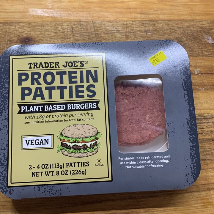 photo of Trader Joe's Protein Patties Plant-Based Burgers shared by @michele1968 on  22 Nov 2020 - review
