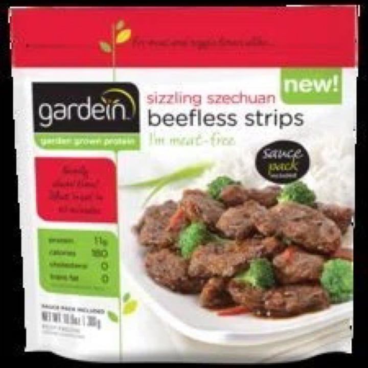 photo of Gardein Sizzlin Szechwan Beefless Strips shared by @andymakin on  18 Oct 2022 - review