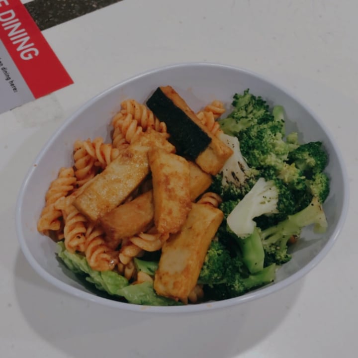 photo of The Crowded Bowl Salad Bowl shared by @hiiamyulin on  10 Feb 2021 - review