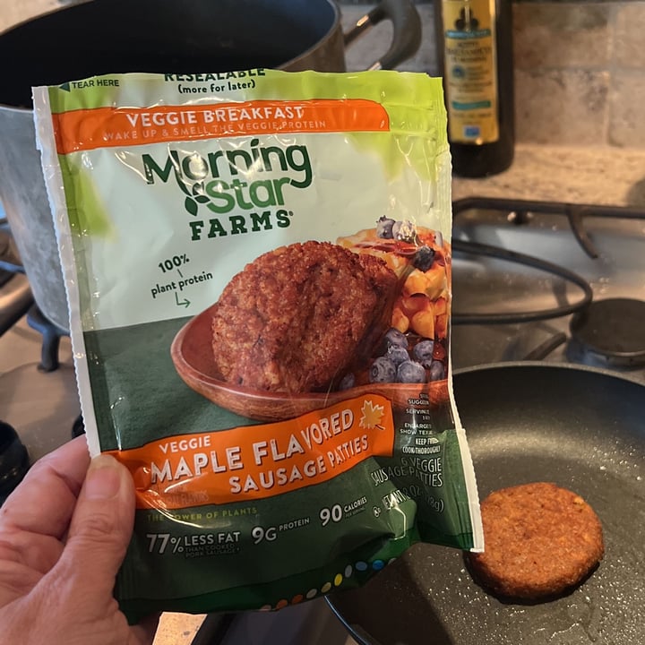 review photo of MorningStar Farms Veggie Maple Flavored Sausage Patties shared by @shealovestrees on 02 Oct 2022 - review