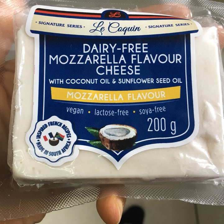photo of Le Coquin Dairy Free Mozzarella Flavor Cheese with Coconut Oil & Sunflower Seed Oil shared by @mattmsantos on  09 Aug 2019 - review