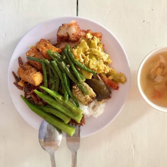 Quan Rice Mixed Vean Rice at Quán cơm chay Việt - Review by @gac-veganfoodreview ...