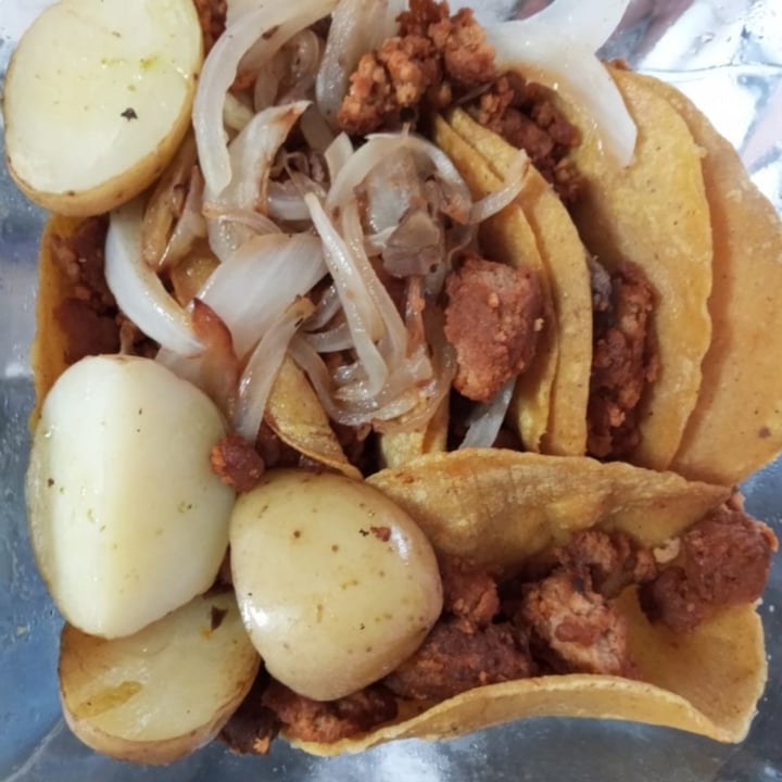 photo of Hijos del Sol (Delivery y Pick-up) Tacos De Chicharrón shared by @bettyveg on  03 Jun 2021 - review