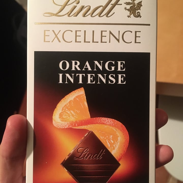 review photo of Lindt Excellence 100% Cacao Con Arancia shared by @stellinafrancy on 02 Apr 2022 - review